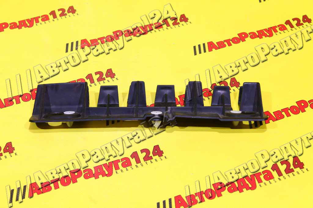 Кронштейн бампера Лада Ларгус заднего правый №2 (8450000392)