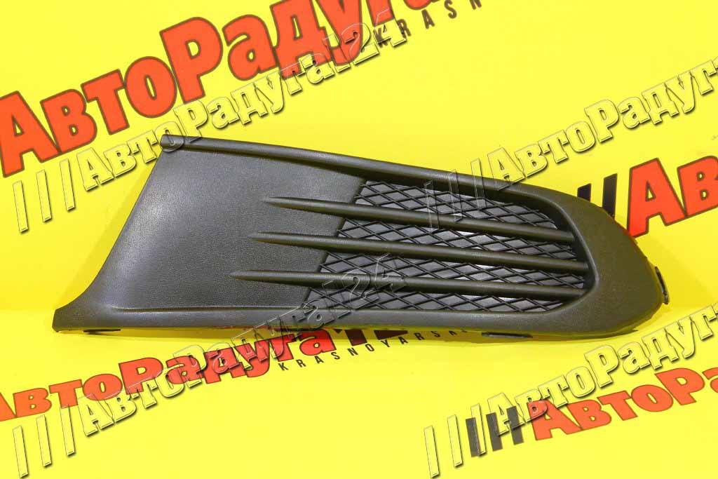 Заглушка в бампер (очки без птф) Volkswagen Polo (2010-2014) левая (STVWP6000C2)